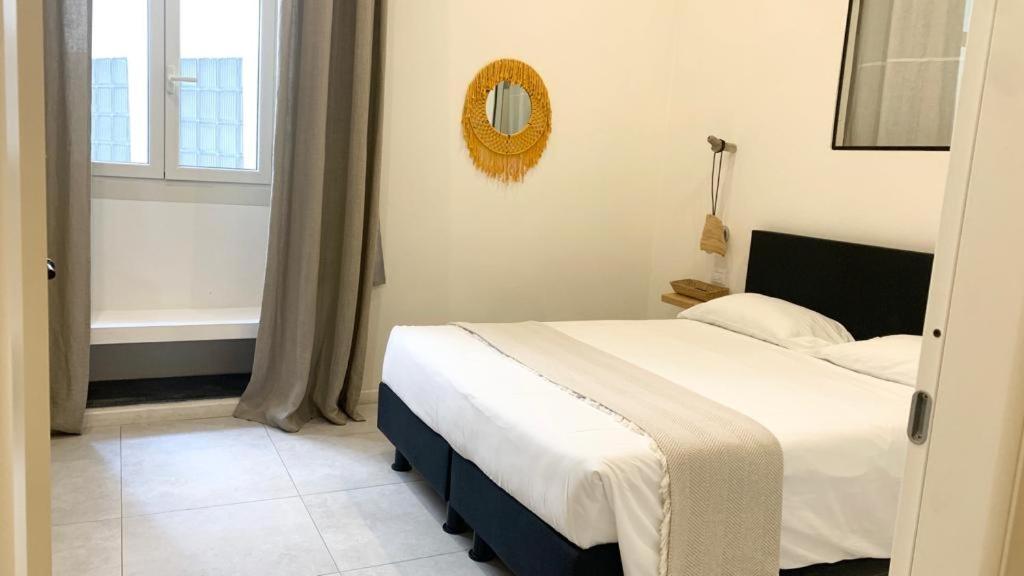 Fra Cielo E Mare Boutique Rooms Cagliari Quarto foto